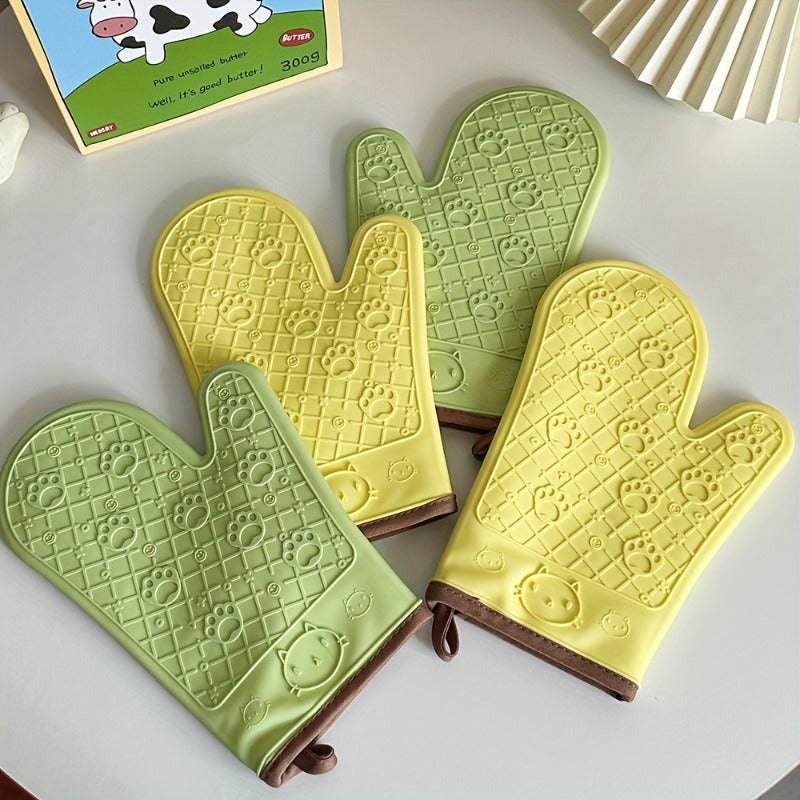 This 2pcs Set Is Specially Designed for Baking! These Silicone Gloves Are Heat-Resistant, Anti-Scald, And Non-Slip, Providing You with a Strong Sense of Safety. The Thick Material Is Durable And Machine Washable, Making Kitchen Tasks More Relaxed An